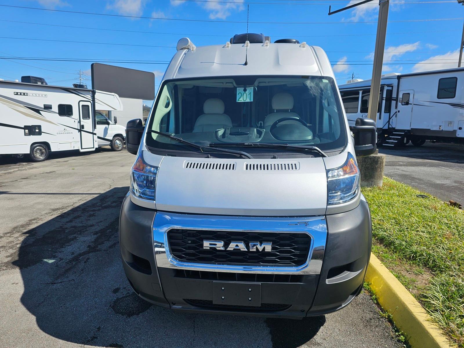 2022 Thor Motor Coach 2022 Thor Motor Coach Rize - thumbnail 2