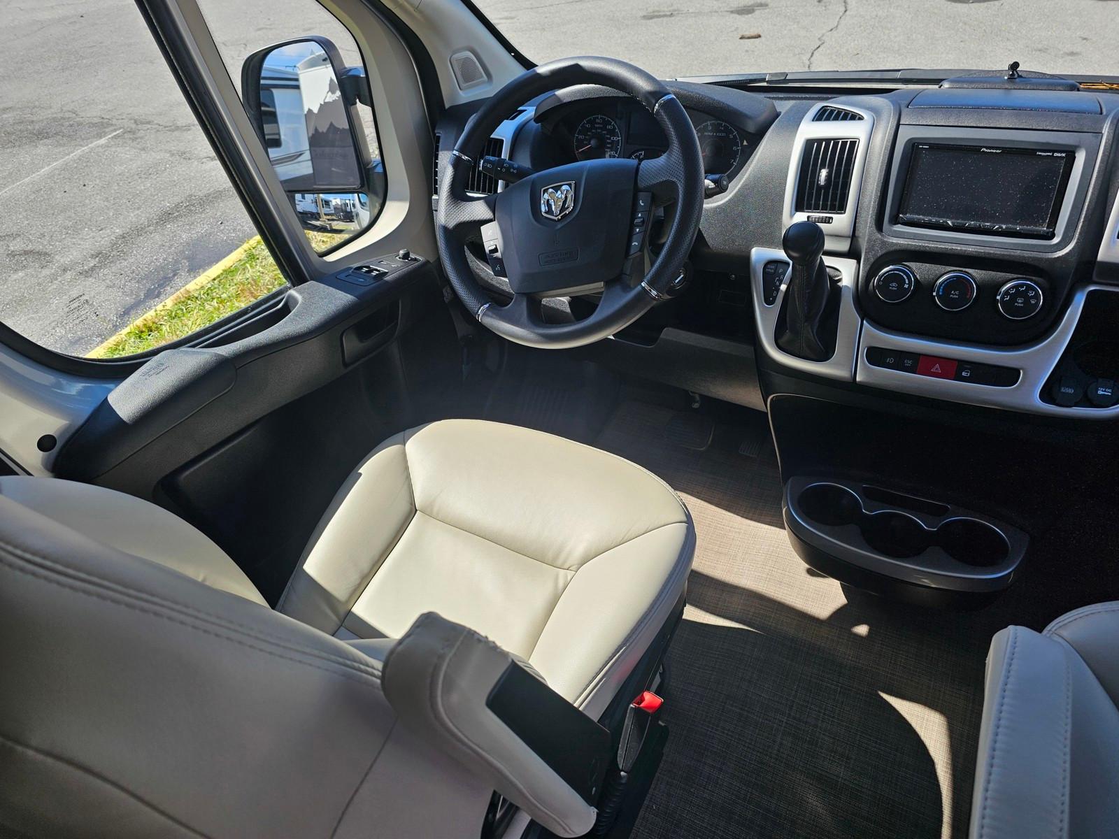 2022 Thor Motor Coach 2022 Thor Motor Coach Rize - thumbnail 10