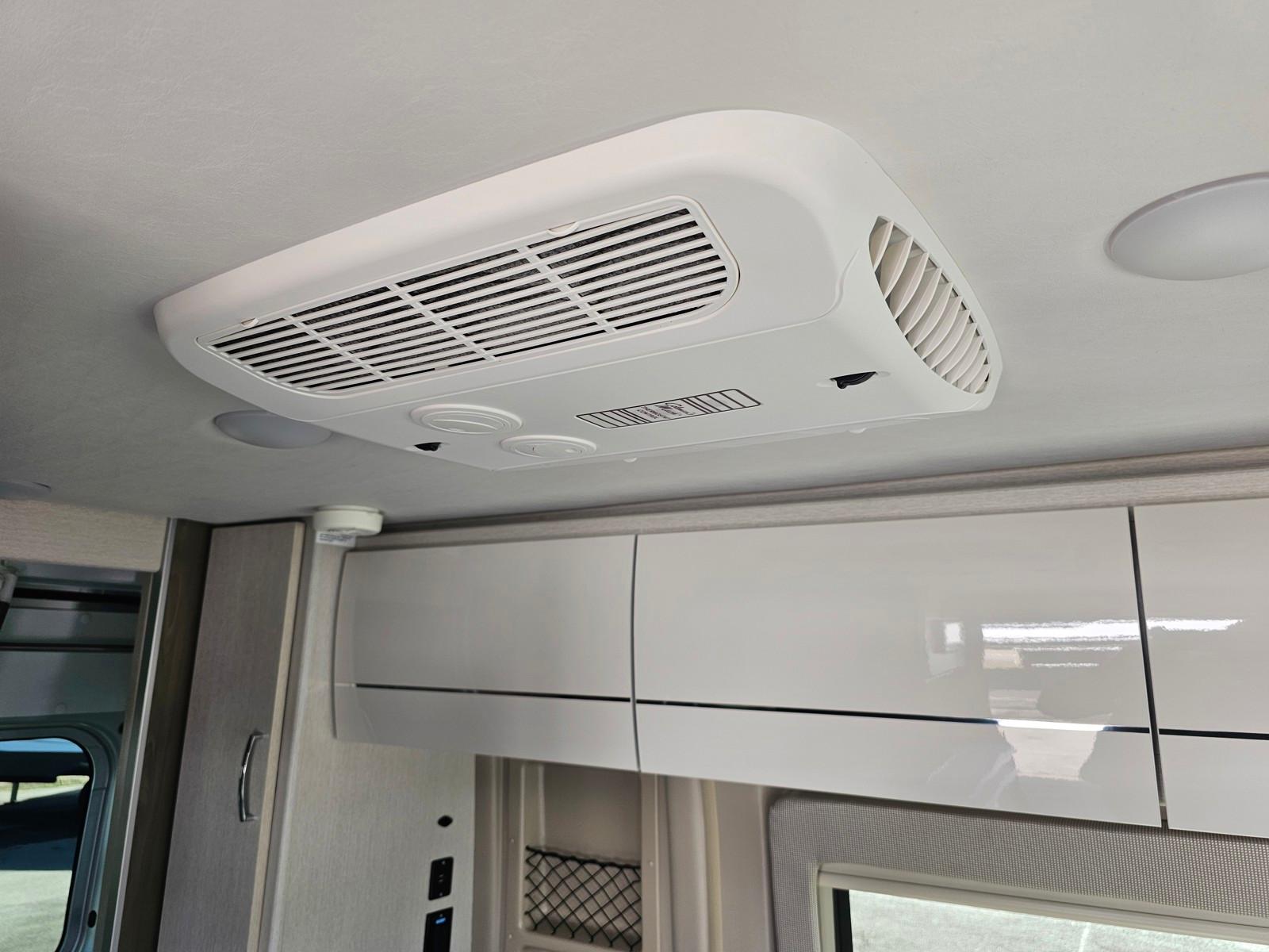 2022 Thor Motor Coach 2022 Thor Motor Coach Rize - thumbnail 13