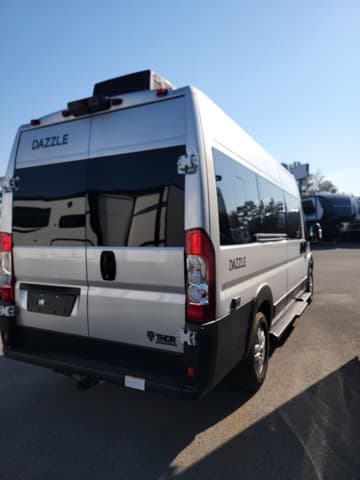 2023 Thor Motor Coach 2023 Thor Motor Coach Dazzle - thumbnail 6