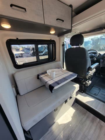 2023 Thor Motor Coach 2023 Thor Motor Coach Dazzle - thumbnail 17