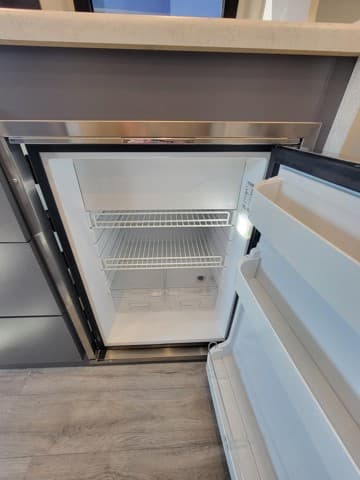 2023 Thor Motor Coach 2023 Thor Motor Coach Dazzle - thumbnail 24