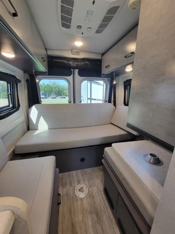 2023 Thor Motor Coach 2023 Thor Motor Coach Dazzle - thumbnail 29