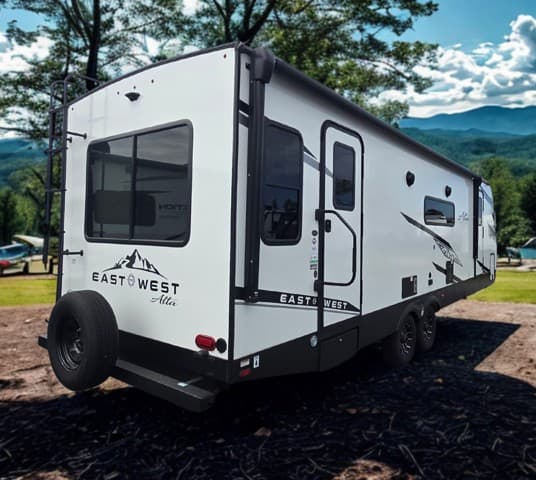 2024 East to West 2024 East to West Alta - thumbnail 3