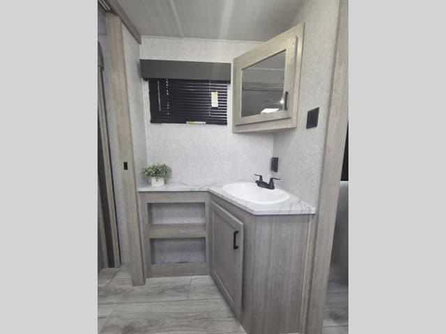 2024 East to West 2024 East to West Alta - thumbnail 16