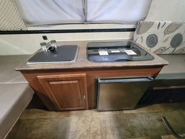 2016 Forest River 2016 Forest River Rockwood Premier - thumbnail 16