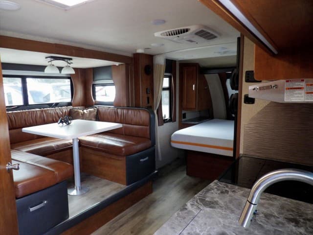 2021 Lance 2021 Lance Lance - thumbnail 3