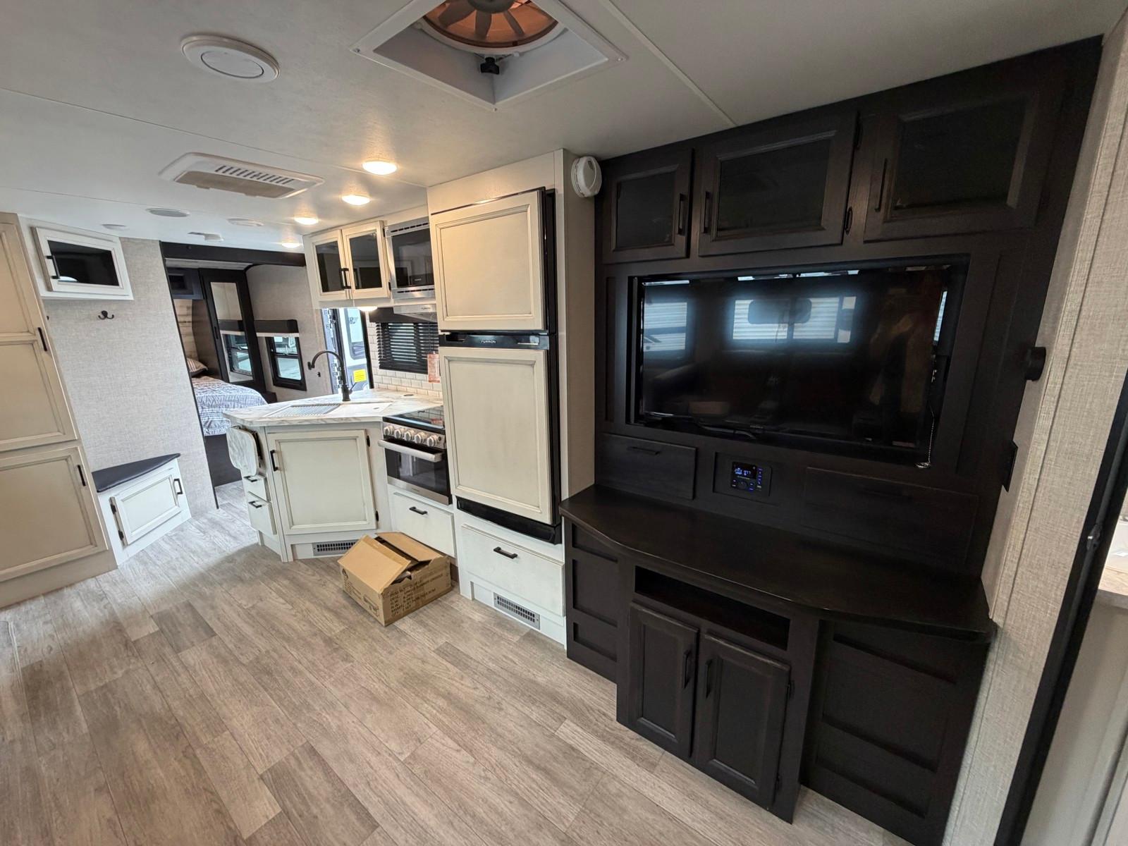 2023 Jayco 2023 Jayco Jay Feather - thumbnail 11
