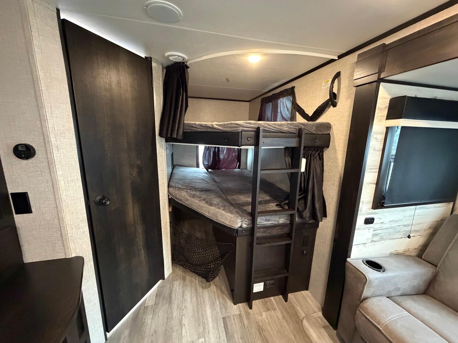 2023 Jayco 2023 Jayco Jay Feather - thumbnail 13