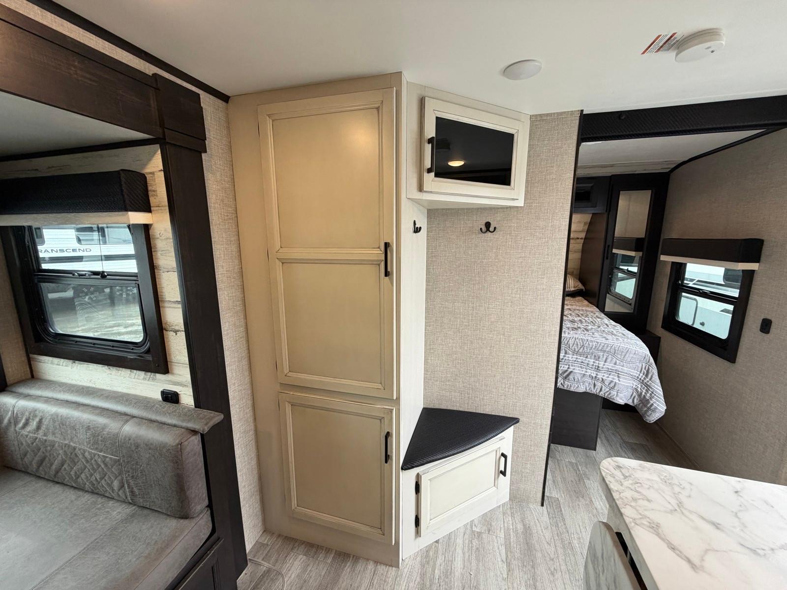 2023 Jayco 2023 Jayco Jay Feather - thumbnail 15