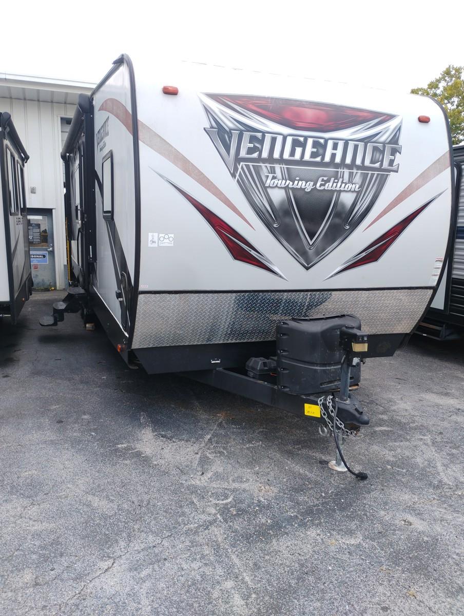2017 Forest River Vengeance 26FB13