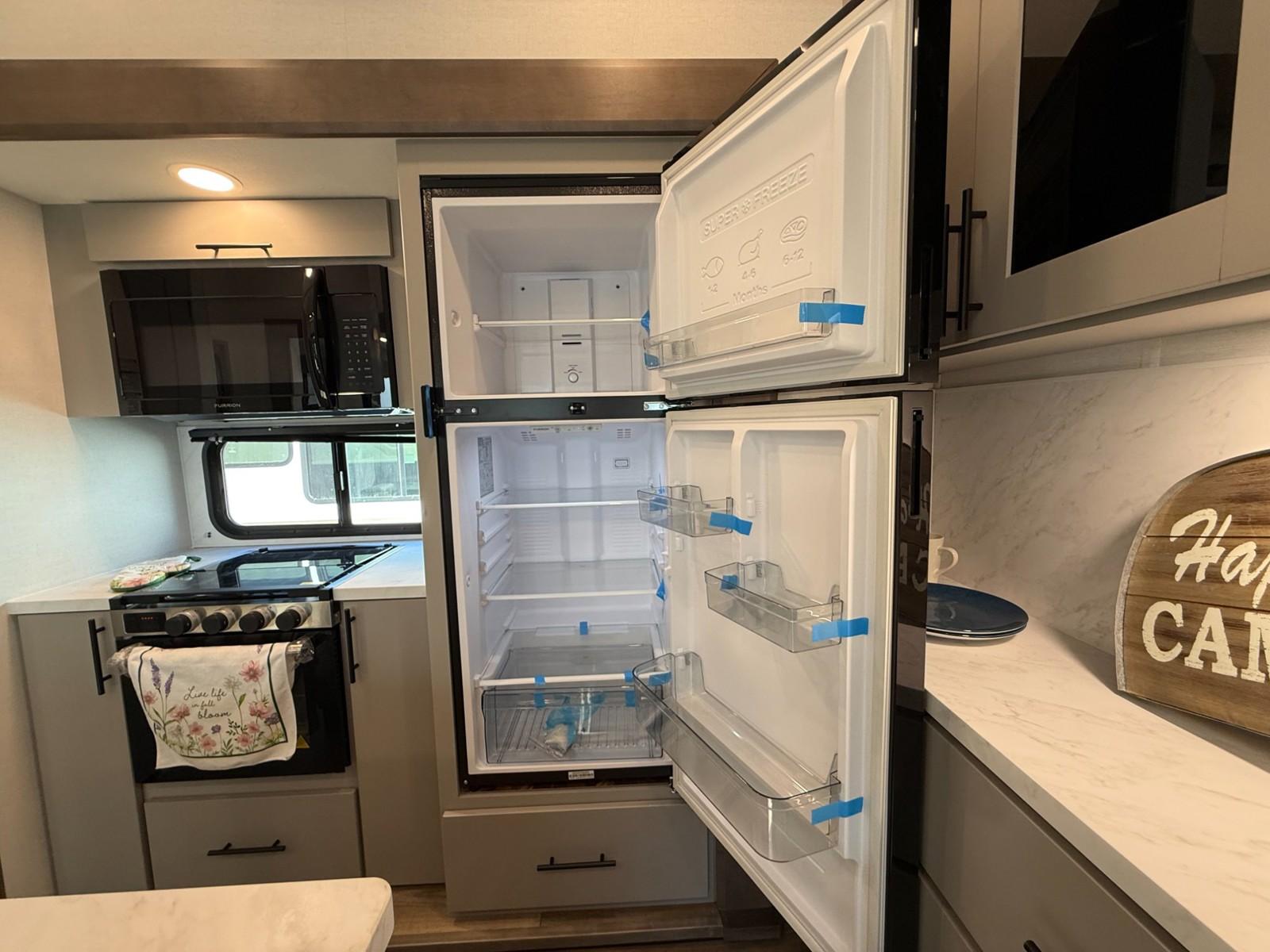 2026 Alliance RV 2026 Alliance RV Valor - thumbnail 11