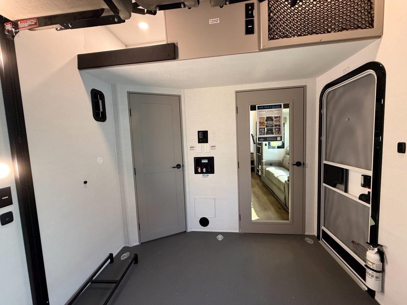 2026 Alliance RV 2026 Alliance RV Valor - thumbnail 39