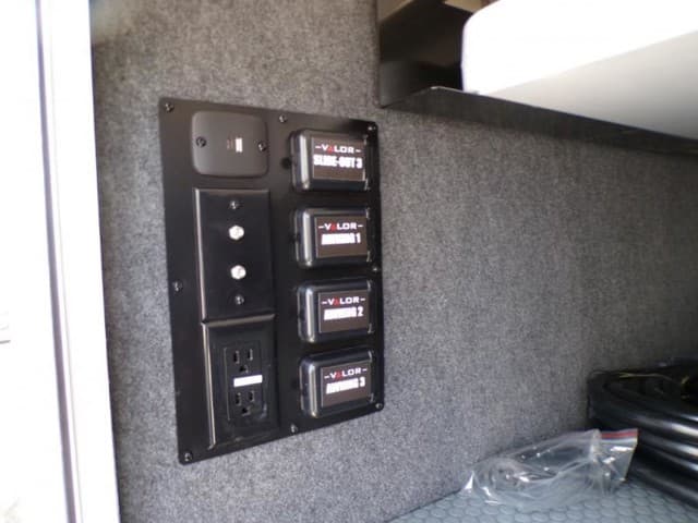 2026 Alliance RV 2026 Alliance RV Valor - thumbnail 13