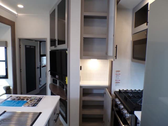 2026 Alliance RV 2026 Alliance RV Valor - thumbnail 23