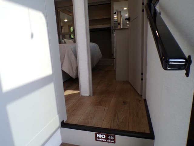 2026 Alliance RV 2026 Alliance RV Valor - thumbnail 34