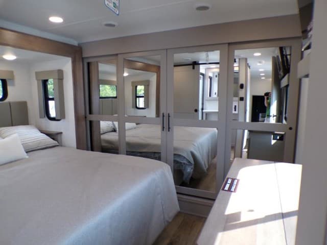 2026 Alliance RV 2026 Alliance RV Valor - thumbnail 36
