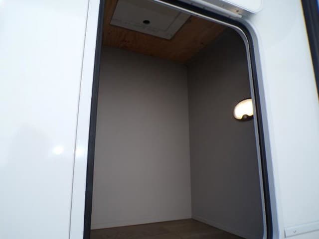 2026 Alliance RV 2026 Alliance RV Valor - thumbnail 13