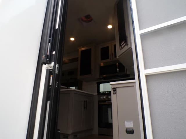 2026 Alliance RV 2026 Alliance RV Valor - thumbnail 14