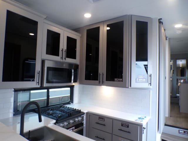 2026 Alliance RV 2026 Alliance RV Valor - thumbnail 24