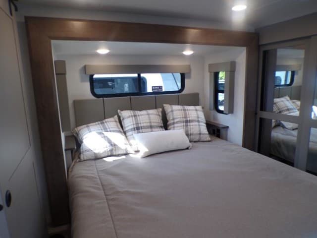 2026 Alliance RV 2026 Alliance RV Valor - thumbnail 39