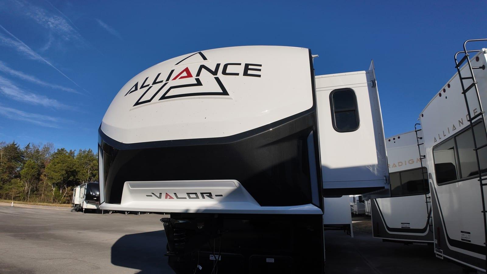 2027 Alliance 2027 Alliance Valor - thumbnail 3
