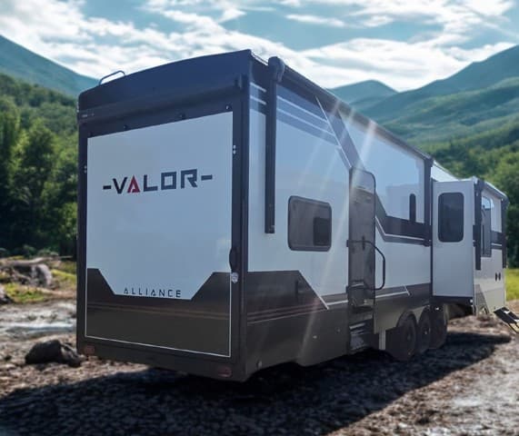 2026 Alliance RV 2026 Alliance RV Valor - thumbnail 3