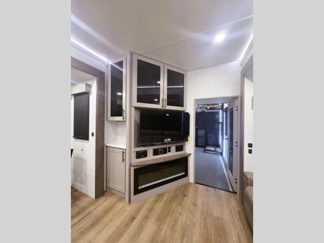 2026 Alliance RV 2026 Alliance RV Valor - thumbnail 8