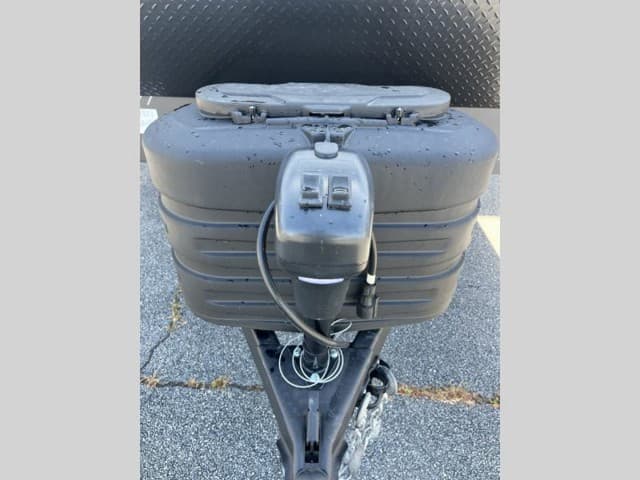 2025 Forest River 2025 Forest River Cherokee Wolf Den - thumbnail 9