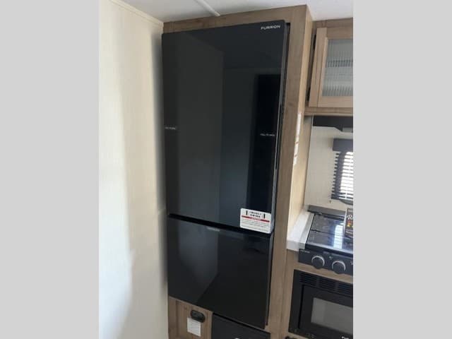 2025 Forest River 2025 Forest River Cherokee Wolf Den - thumbnail 20