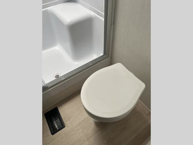 2025 Forest River 2025 Forest River Cherokee Wolf Den - thumbnail 25