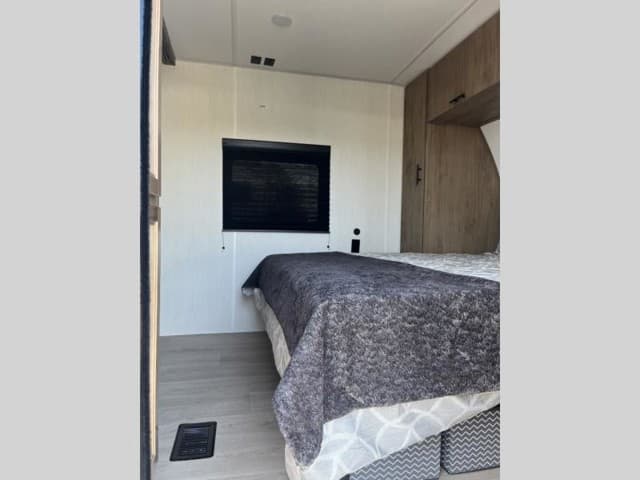 2025 Forest River 2025 Forest River Cherokee Wolf Den - thumbnail 30