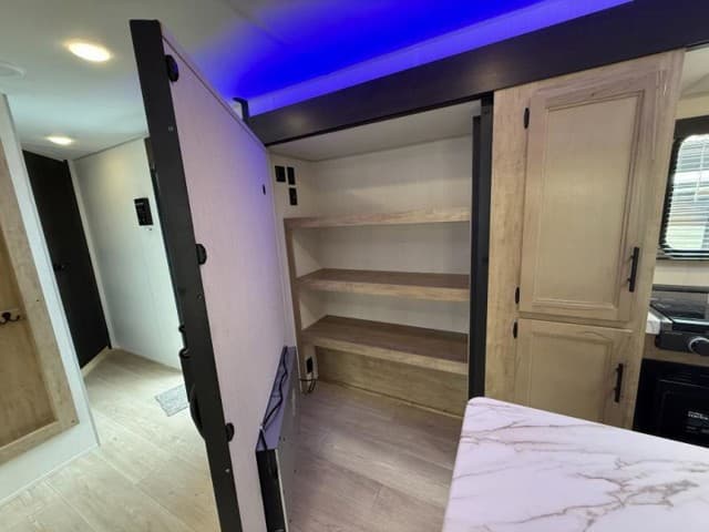 2026 Forest River 2026 Forest River Cherokee Wolf Den - thumbnail 21