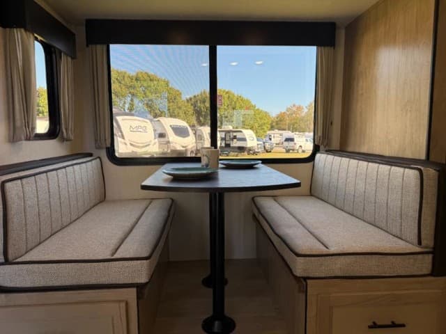 2026 Forest River 2026 Forest River Cherokee Wolf Den - thumbnail 16