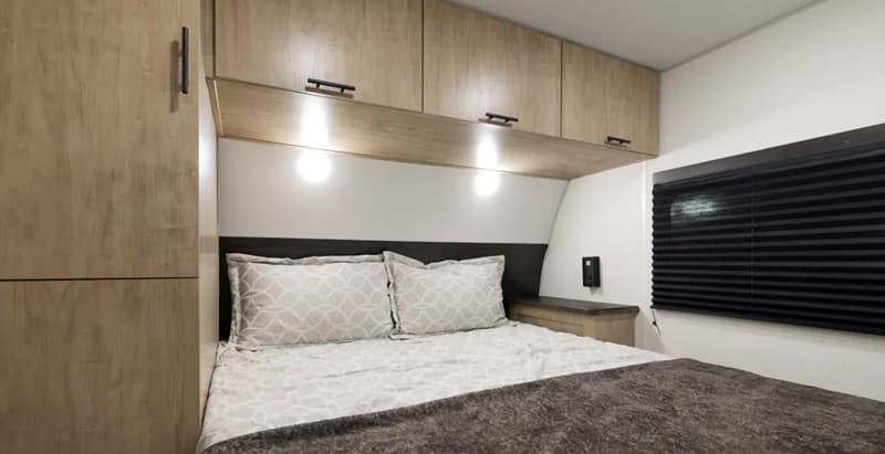 2026 Forest River 2026 Forest River Cherokee Wolf Den - thumbnail 6