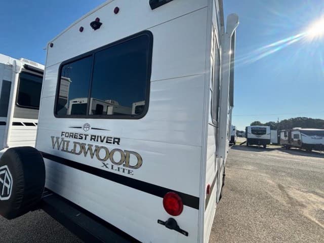 2026 Forest River 2026 Forest River Wildwood X-Lite - thumbnail 4