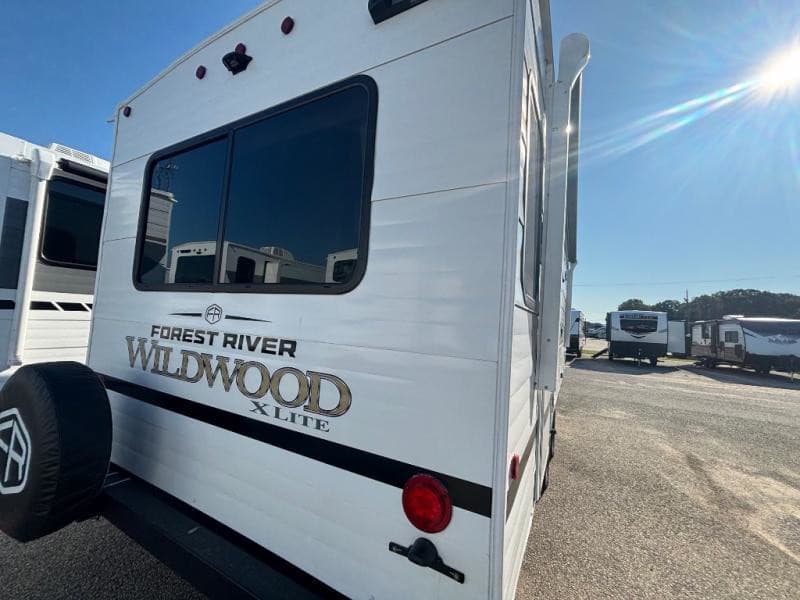 2026 Forest River 2026 Forest River Wildwood X-Lite - thumbnail 5