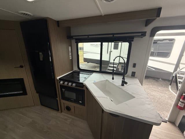 2026 Forest River 2026 Forest River Wildwood X-Lite - thumbnail 9