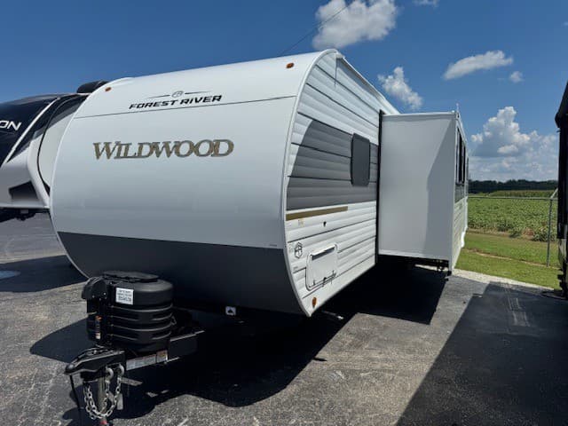 2026 Forest River 2026 Forest River Wildwood X-Lite - thumbnail 4
