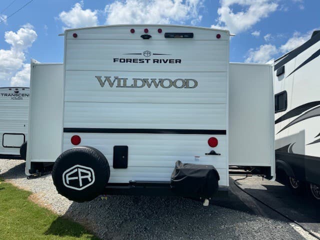 2026 Forest River 2026 Forest River Wildwood X-Lite - thumbnail 5