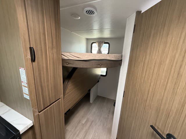 2026 Forest River 2026 Forest River Wildwood FSX - thumbnail 13