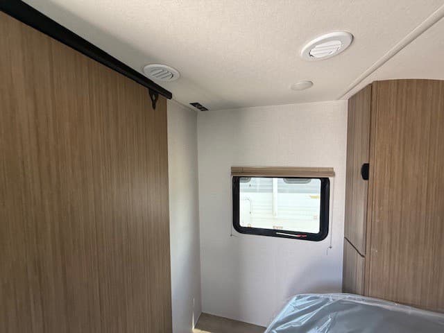 2026 Forest River 2026 Forest River Wildwood FSX - thumbnail 18