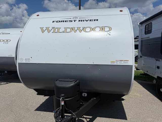 2026 Forest River 2026 Forest River Wildwood FSX - thumbnail 3