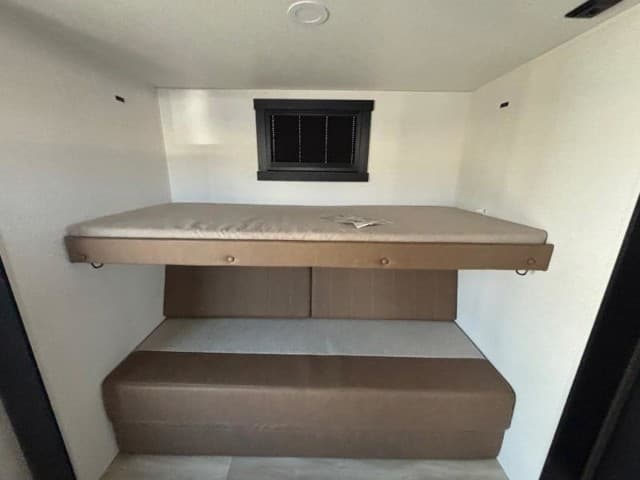 2026 Forest River 2026 Forest River Wildwood Heritage Glen - thumbnail 16