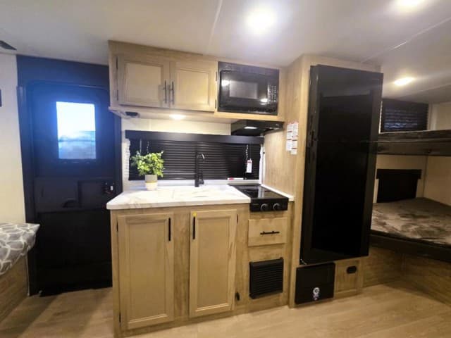 2026 Forest River 2026 Forest River Cherokee Wolf Pup - thumbnail 9