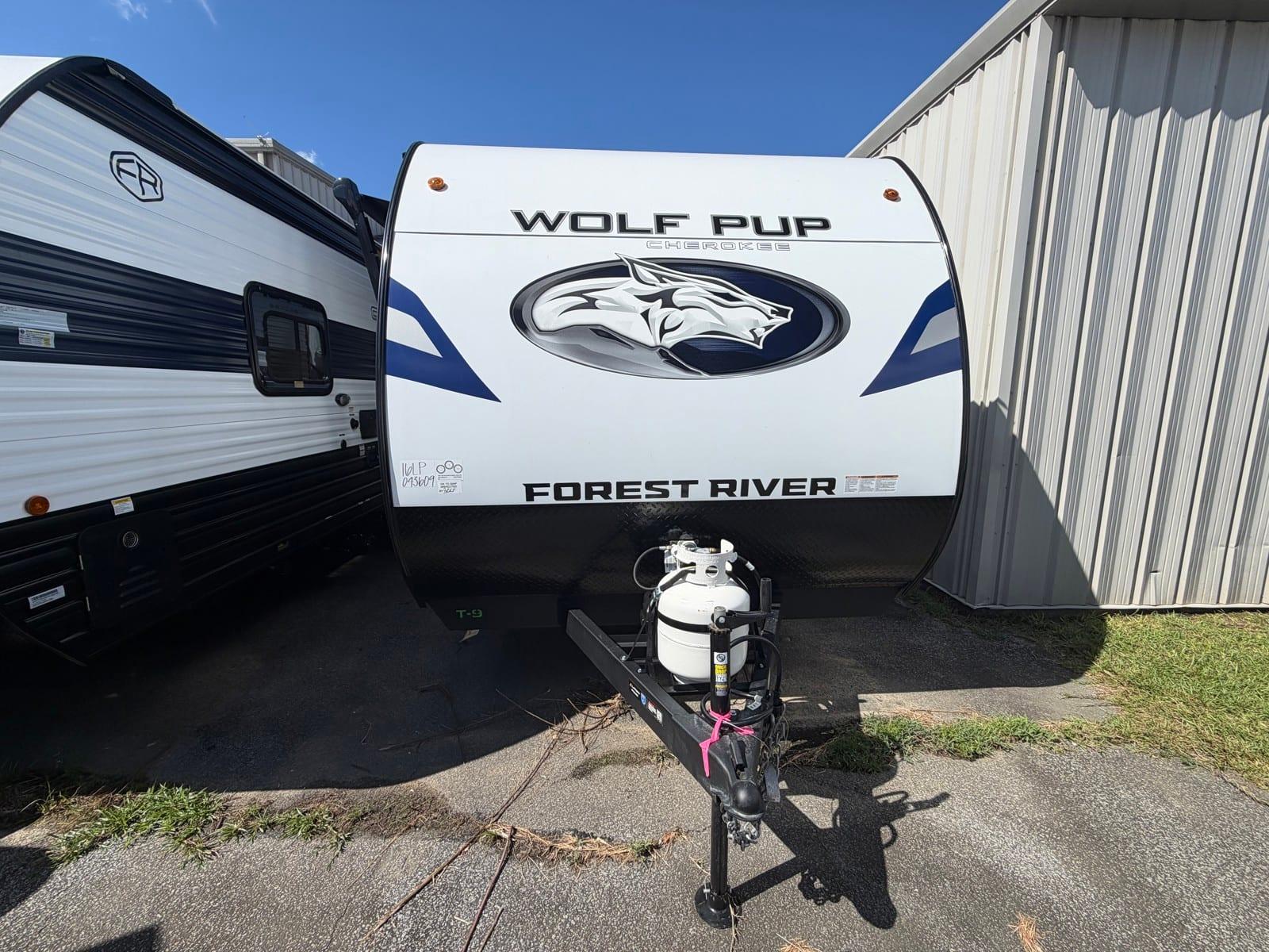 2027 Forest River 2027 Forest River Cherokee Wolf Pup - thumbnail 3