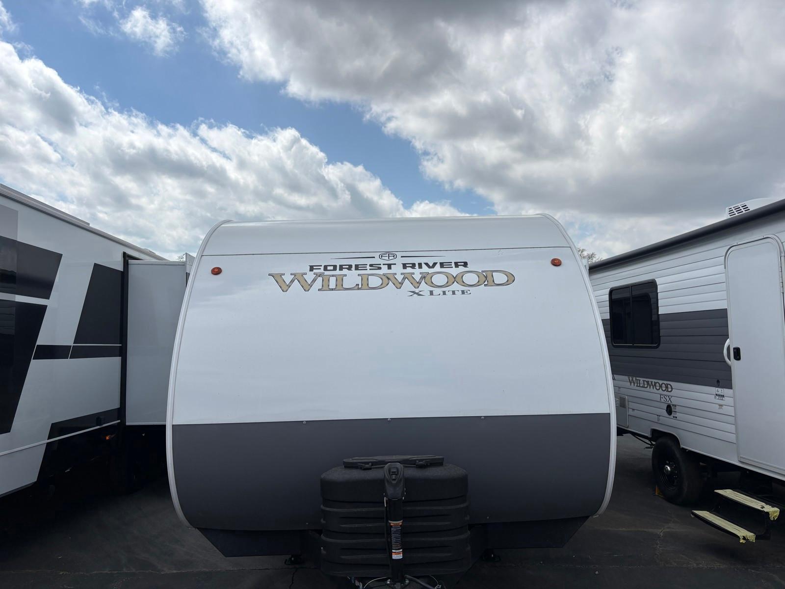 2026 Forest River 2026 Forest River Wildwood X-Lite - thumbnail 3