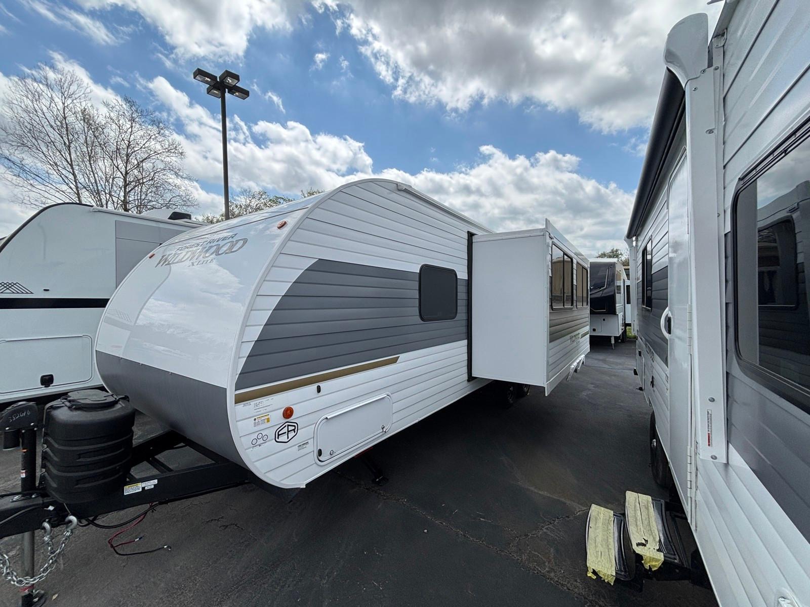 2026 Forest River 2026 Forest River Wildwood X-Lite - thumbnail 4