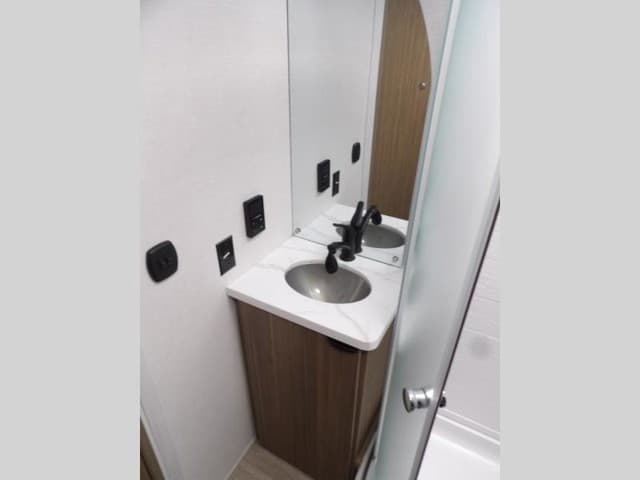 2026 Forest River 2026 Forest River Wildwood Fsx Toy Hauler - thumbnail 15