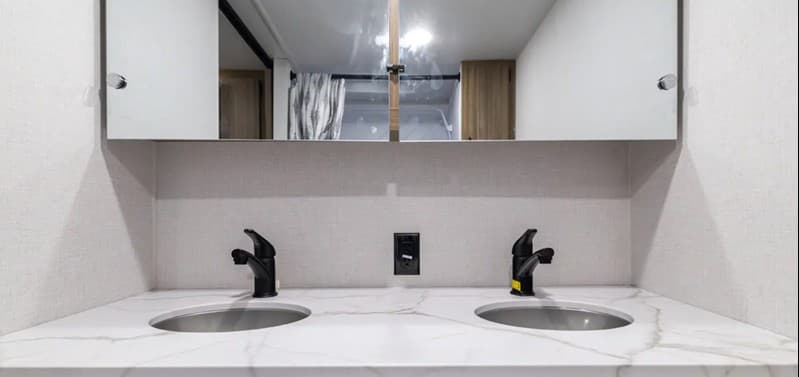 2026 Forest River 2026 Forest River Wildwood FSX - thumbnail 7